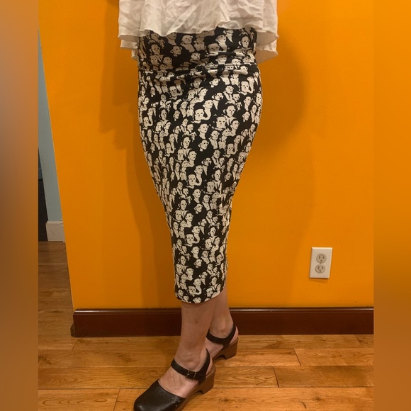 Vintage Woman’s Esprit Sport Medium Black & White 3D glasses skirt - Picture 3 of 4